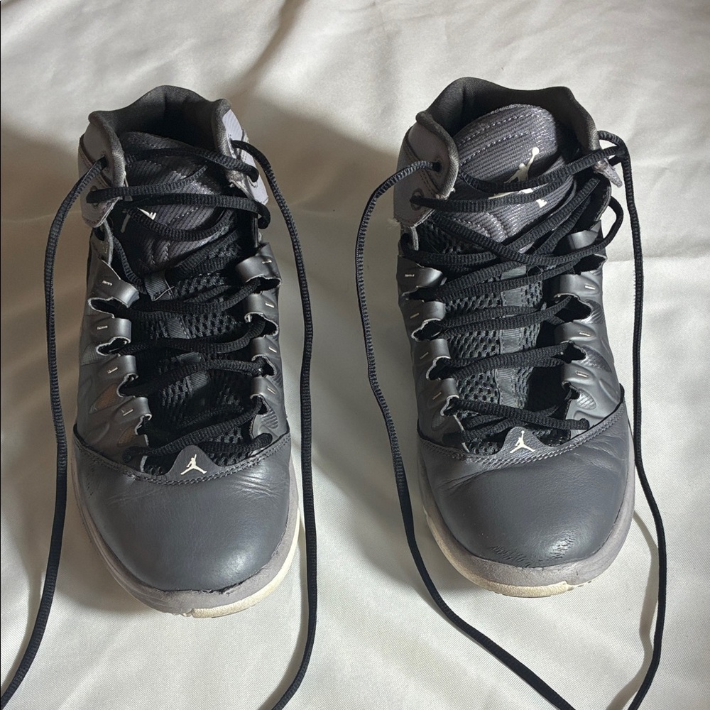 Men’s Nike air Jordan prime flight basketball shoes size 10.5